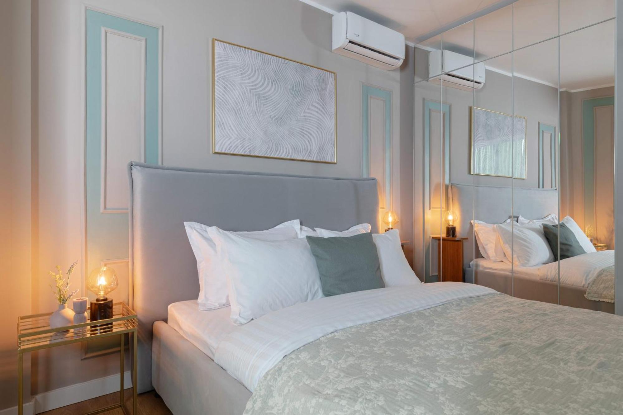 Holt - Sublime Minty Green 1Br On The Park Bucharest Exterior photo