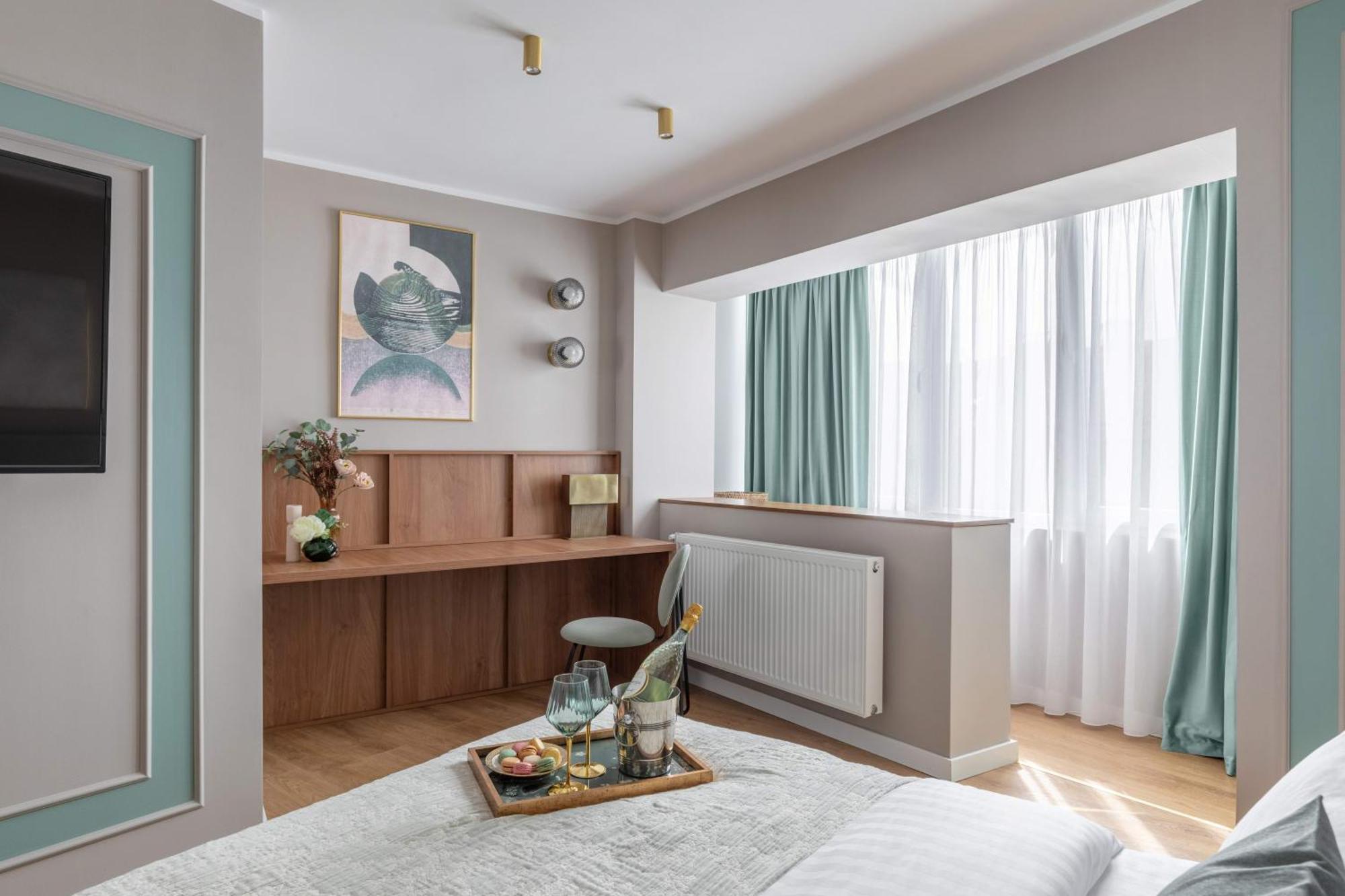 Holt - Sublime Minty Green 1Br On The Park Bucharest Exterior photo